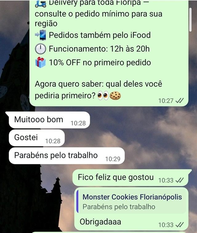 Print de conversa de WhatsApp: parceiro da Monster Cookies elogiando o trabalho
